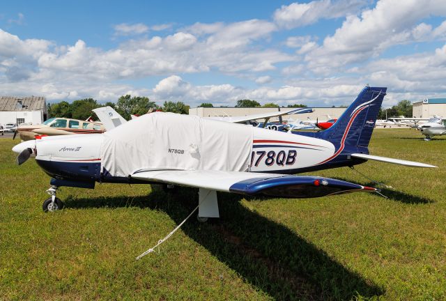 Piper Cherokee Arrow (N78QB)