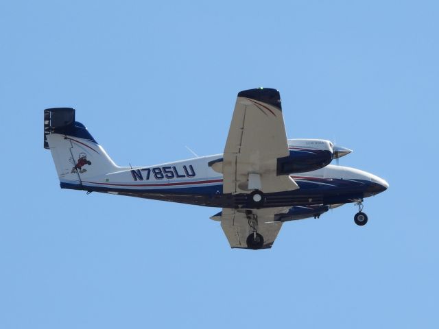 Piper PA-44 Seminole (N785LU) - I was in the parking lot of Target which is near the Lynchburg Airport. LU's flight school was up that day.