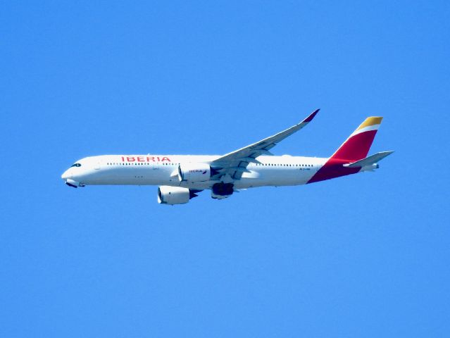 Airbus A350-900 (EC-NBE) - IBE6251 MAD-JFK