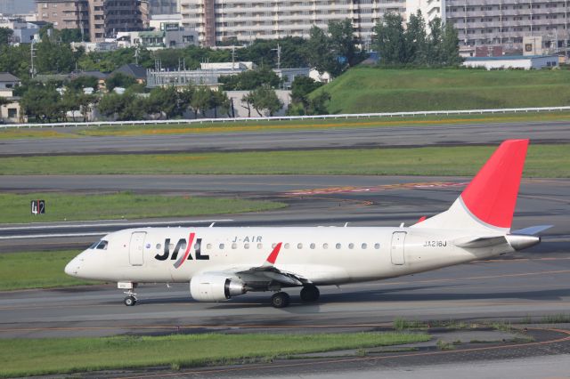 Embraer 170/175 (JA216J)