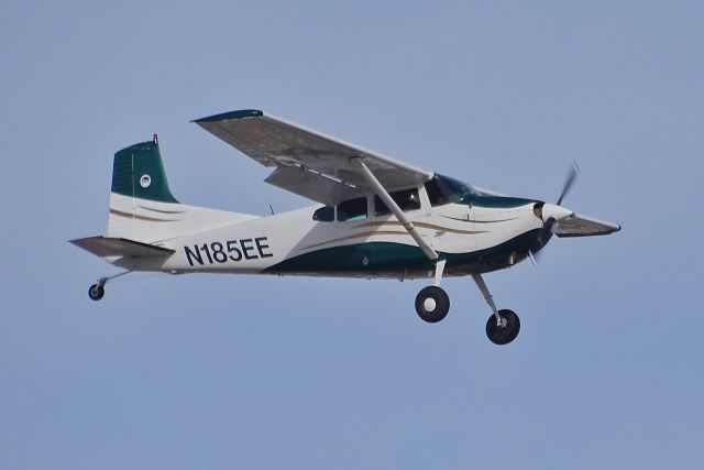 Cessna Skywagon (N185EE)
