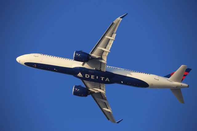 Airbus A321neo (N537DT)