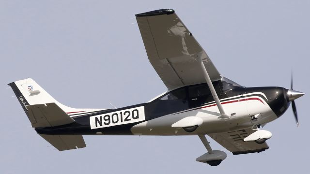 Cessna Skylane (N9012Q)