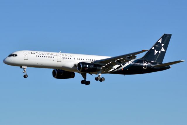 Boeing 757-200 (G-ZAPX) - Zap 210 yankee arriving from London Stansted 