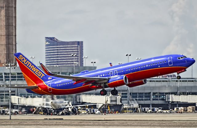 Boeing 737-800 (N8303R) - N8303R Southwest Airlines Boeing 737-8H4  (cn 36681/3993) McCarran International Airport (KLAS)br /Las Vegas, Nevadabr /TDelCorobr /July 12, 2013