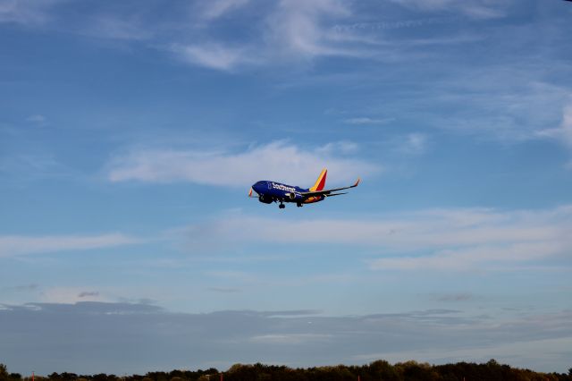 Boeing 737-700 (N414WN) - 22 April 2019