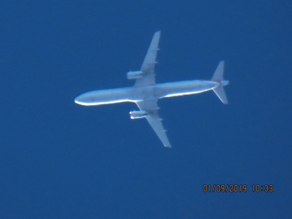 Airbus A321 (N534UW)