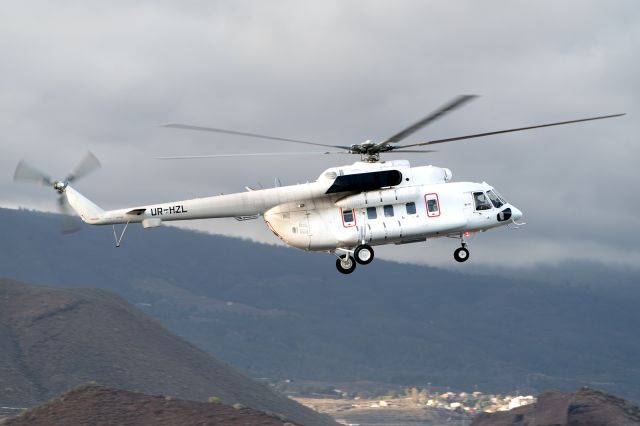 MIL Mi-19 (UR-HZL)