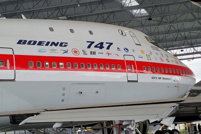 BOEING 747-100 (N7470) - How many of those airlines are still in existence? 