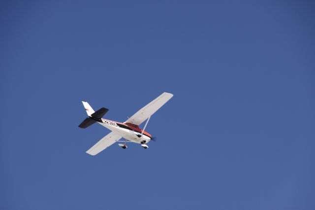 Cessna Skylane (N2820L)