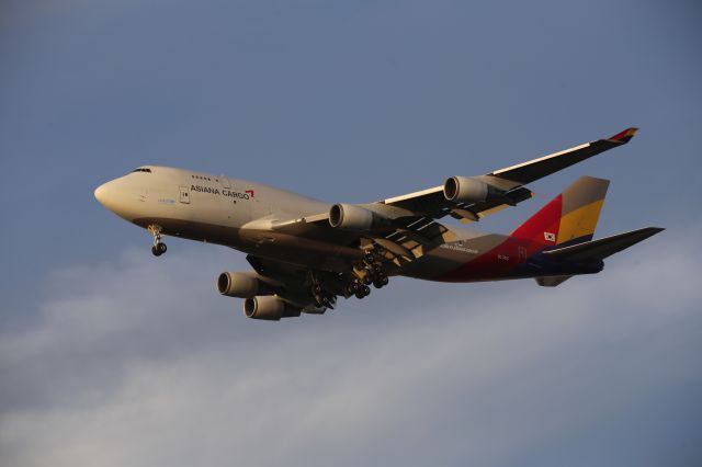 Boeing 747-400 (HL7415)