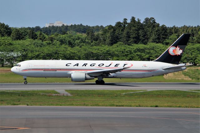 BOEING 767-300 (C-FMIJ)