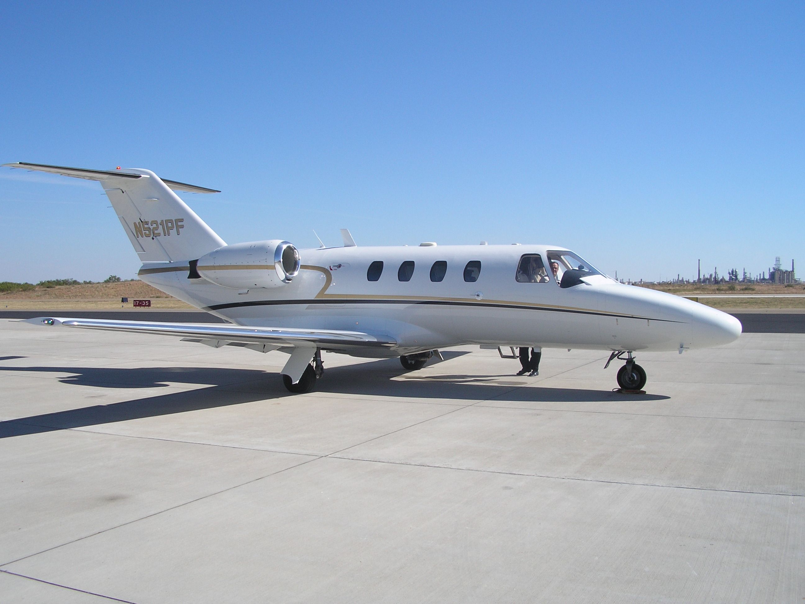 Cessna Citation CJ1 (N521PF) - CitationJet