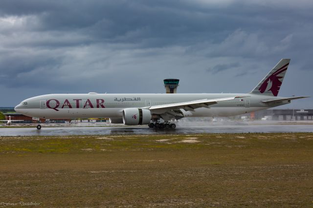 Boeing 777-200 (A7-BAS)