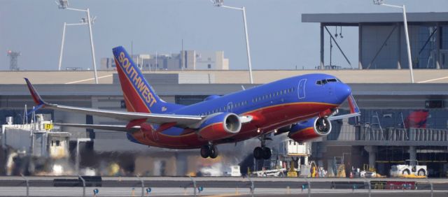 Boeing 737-700 (N278WN) - Phoenix Sky Harbor International Airport departure rwy 07L 09SEP19