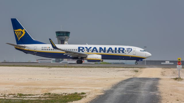 Boeing 737-700 (EI-EPB)