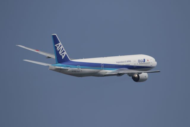 Boeing 777-200 (JA704A) - 22 March 2015:HKD-HND.