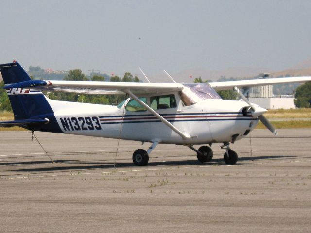 Cessna Skyhawk (N13293) - PARKED AT RIVERSIDE MUNI