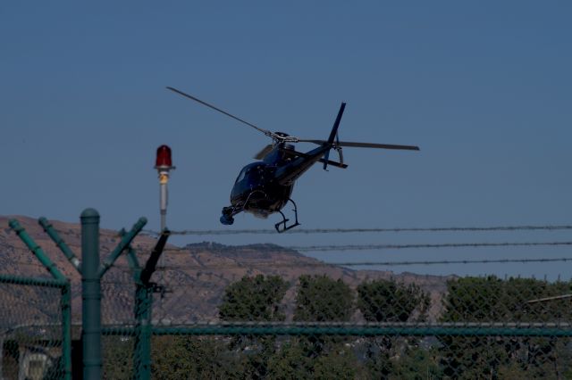 Eurocopter AS-350 AStar (N828AP) - N828AP departing KVNY from Helinet ramp.