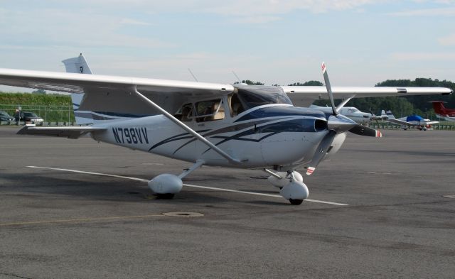Cessna Skylane (N798VV)