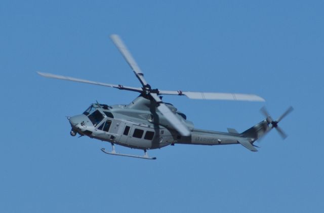 BELL UH-1Y (16-7799)