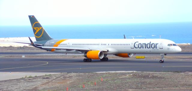 BOEING 757-300 (D-ABOK)