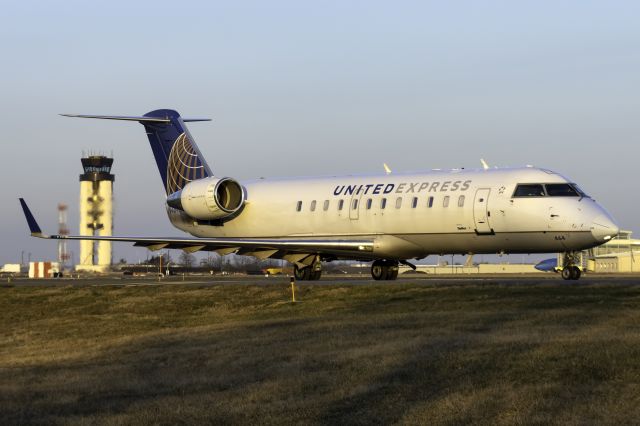 Canadair Regional Jet CRJ-200 (N464SW)