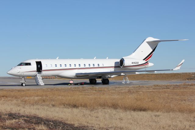 Bombardier Global Express (N142QS)