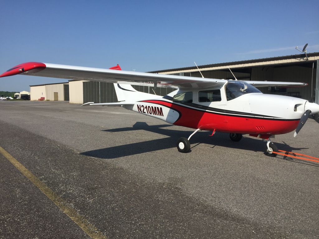 Cessna Centurion (N210MM)