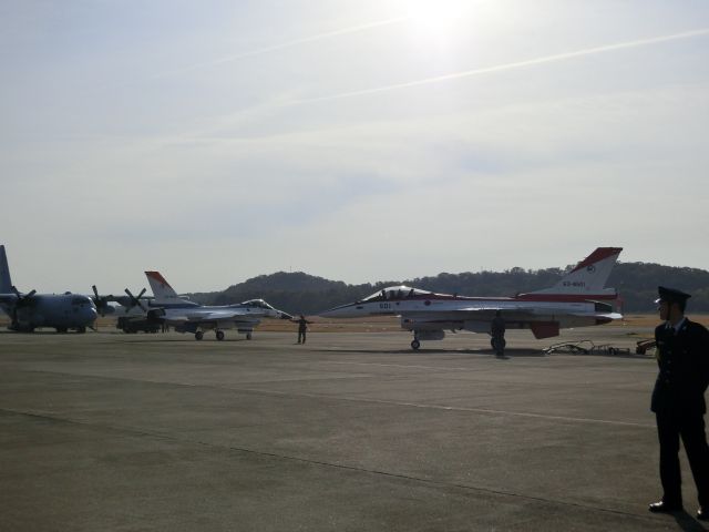 Mitsubishi F-2 — - 24 November 2013  Gifu are festival F-2