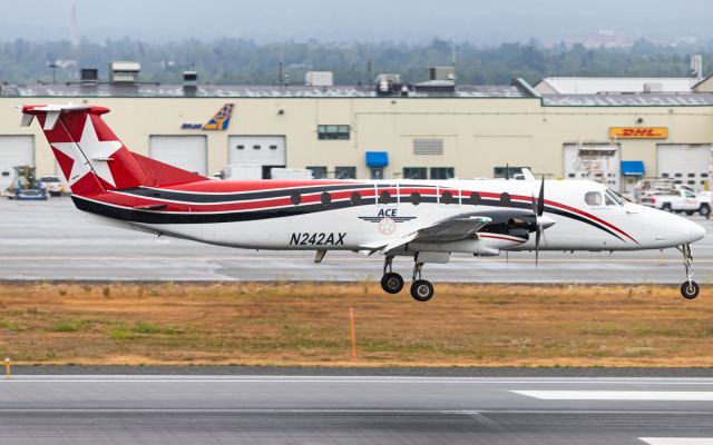 Beechcraft 1900 (N242AX)