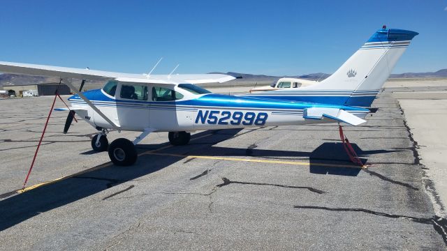 Cessna Skylane (N52998)