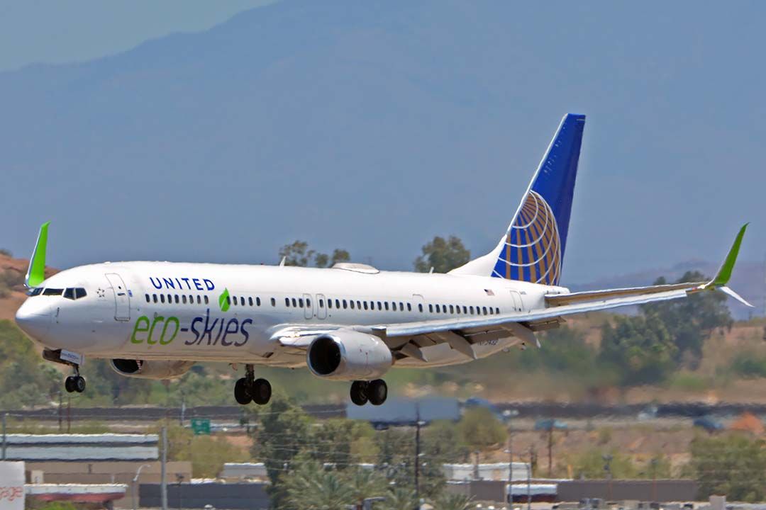 Boeing 737-900 (N75432) - United Boeing 737-924 N75432 Eco Skies at Phoenix Sky Harbor on May 17, 2018. 