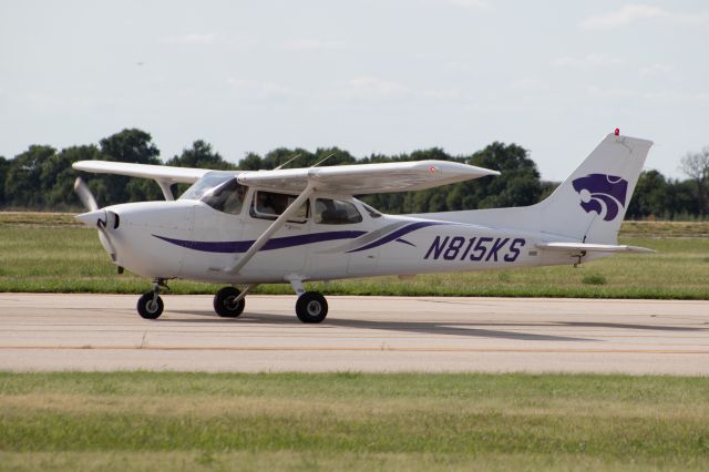 Cessna Skyhawk (N815KS)