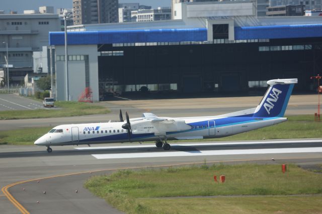 de Havilland Dash 8-400 (JA854A)