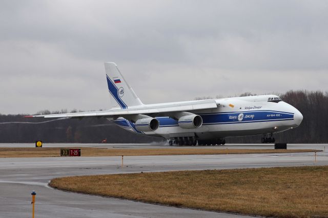 Antonov An-124 Ruslan (RA-82077) - VDA4414 heavy laying down some smoke on arrival this afternoon at KTOL (18 Mar 2021).