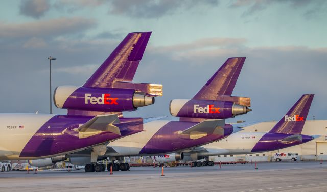 Boeing MD-11 (N521FE) - Busy day at the FEDEX ramp at YYZ