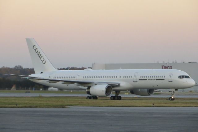 Boeing 757-200 (N226G) - United States Department Of Defense 757-200 11/6/13