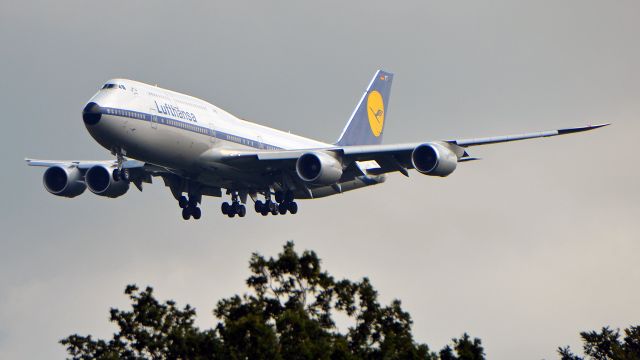 BOEING 747-8 (D-ABYT) - LH457 LAX-FRA