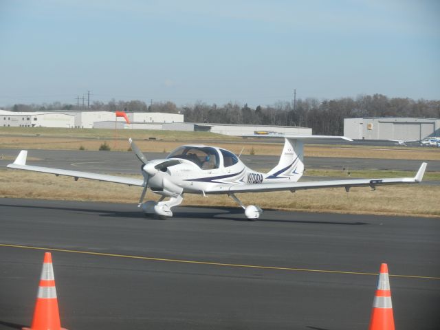 Diamond Star (N970DA) - A Dimond Star DA-40 Sits On The Ramp During Young Eagles Final Rally Of 2018, This Was One Of The Planes Used