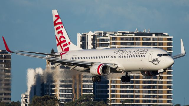 Boeing 737-800 (VH-YID)