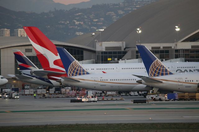 Boeing 787-9 Dreamliner (N26952)