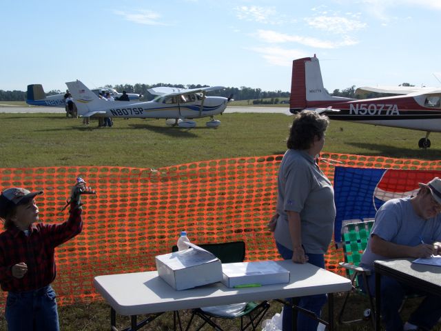 Cessna Skyhawk (N807SP) - SERFI 2008 Young Eagle Flights