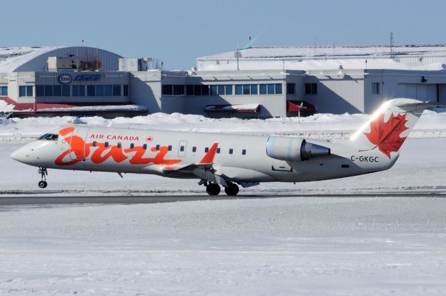 Canadair Regional Jet CRJ-200 (C-GKGC)