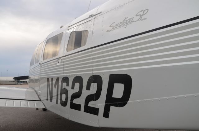 Piper Saratoga (N1622P)