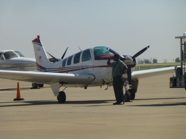 Beechcraft Bonanza (36) (N6442B)