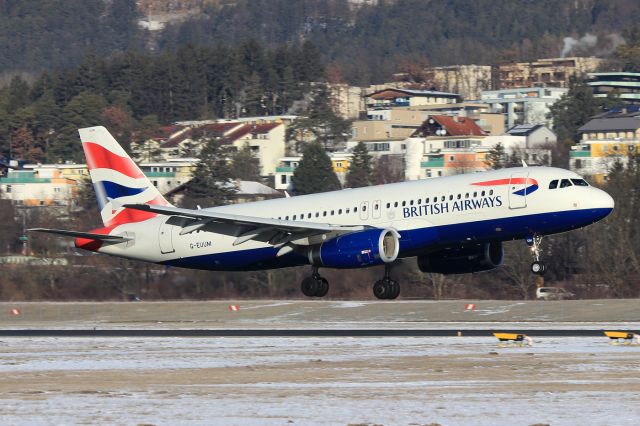 Airbus A320 (G-EUUM)