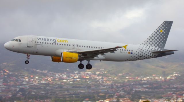Airbus A320 (EC-JYX)