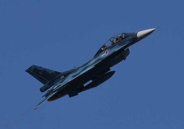 Mitsubishi F-2 (23-8108) - 22.Aug.2022br /Take Off at RWY25 !!br /Nikon D7500+AF-S Nikkor 200-500mm 1:5.6 ED