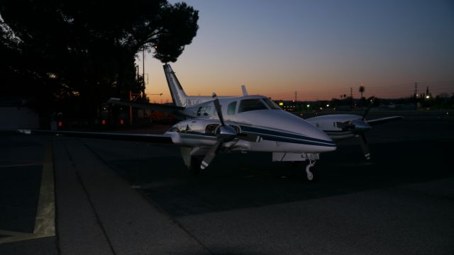 Beechcraft Duke (N16GK) - Duke  N16GK AT WHP